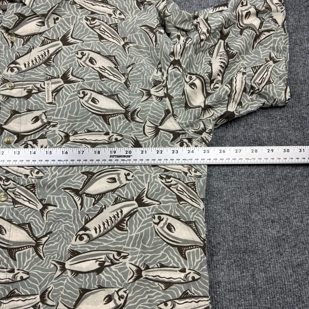 Columbia Short-Sleeve Fish Print Button-Up Shirt - Sage Green & Cream, Large